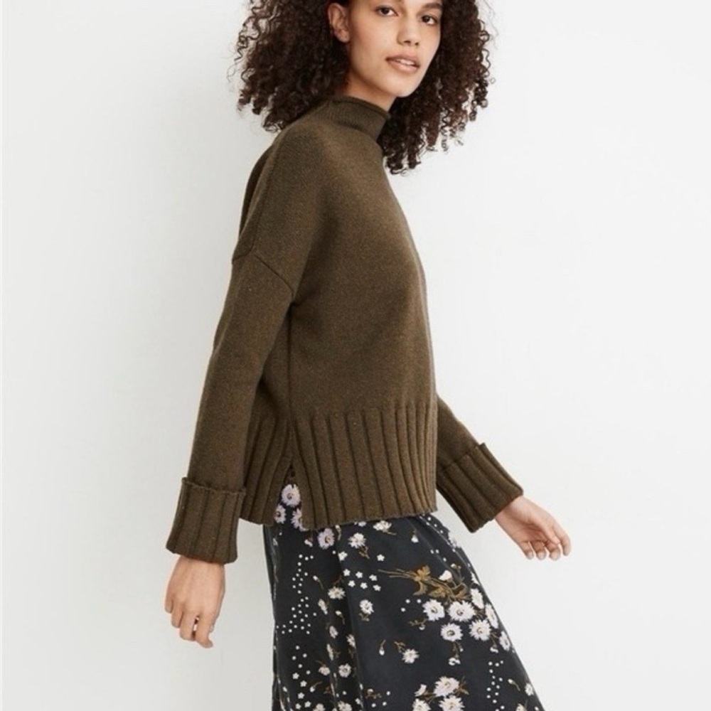 Glenmoor Mockneck Sweater in Cotton-Merino Yarn Heather Elm